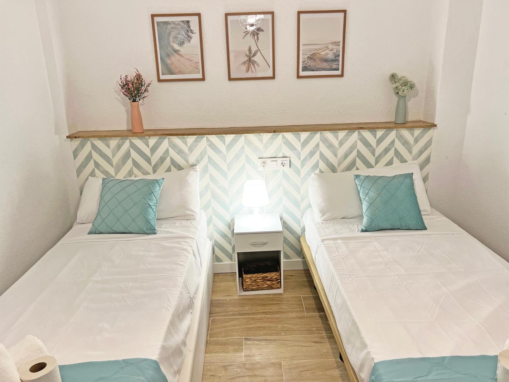 Coqueto Con Piscina, Nuevo A 50M Del Mar, Parking Gratis Apartment El Campello Luaran gambar