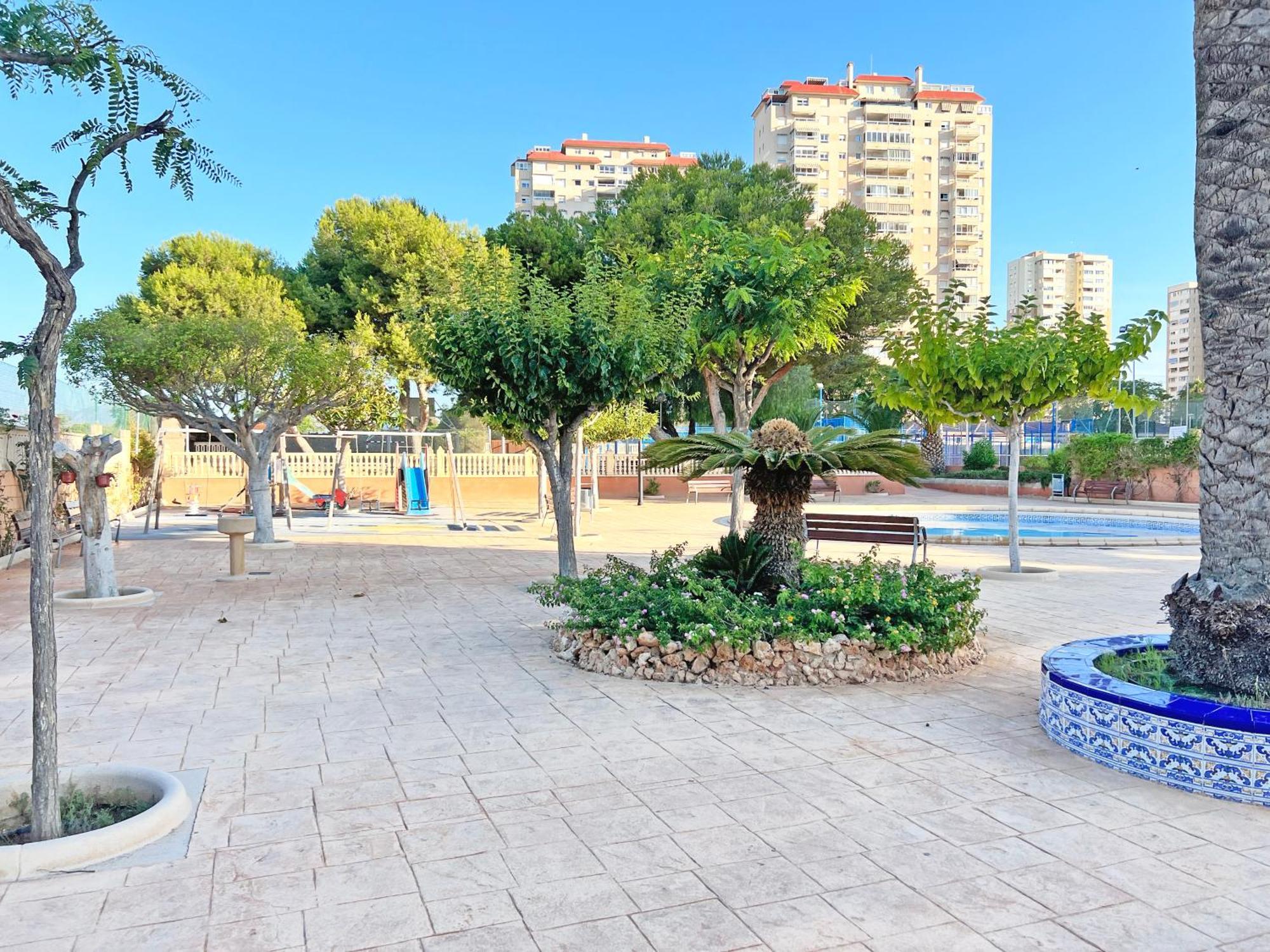 Coqueto Con Piscina, Nuevo A 50M Del Mar, Parking Gratis Apartment El Campello Luaran gambar