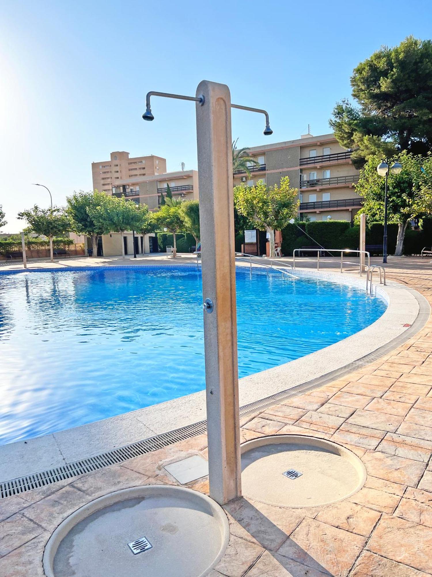 Coqueto Con Piscina, Nuevo A 50M Del Mar, Parking Gratis Apartment El Campello Luaran gambar
