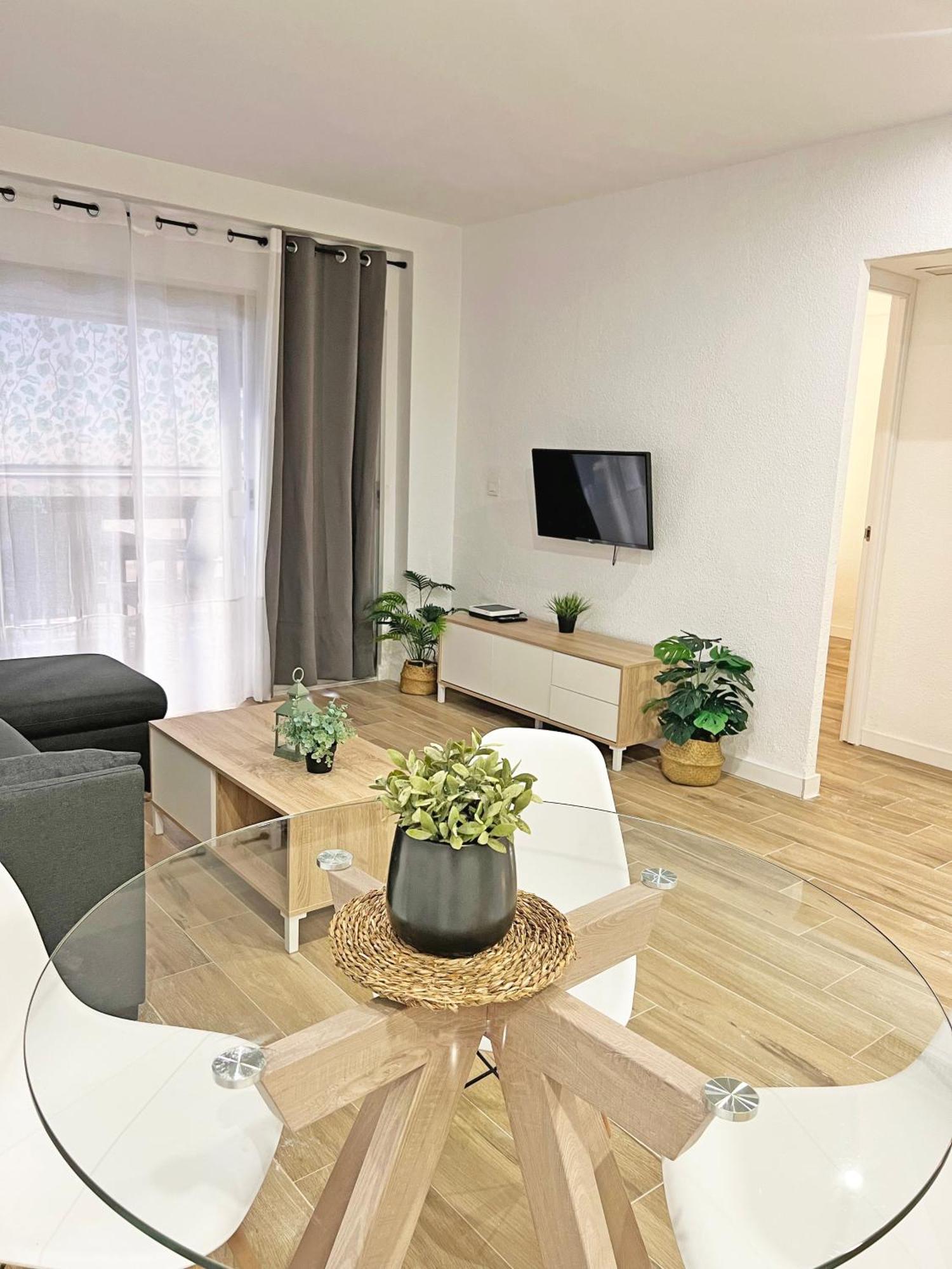 Coqueto Con Piscina, Nuevo A 50M Del Mar, Parking Gratis Apartment El Campello Luaran gambar