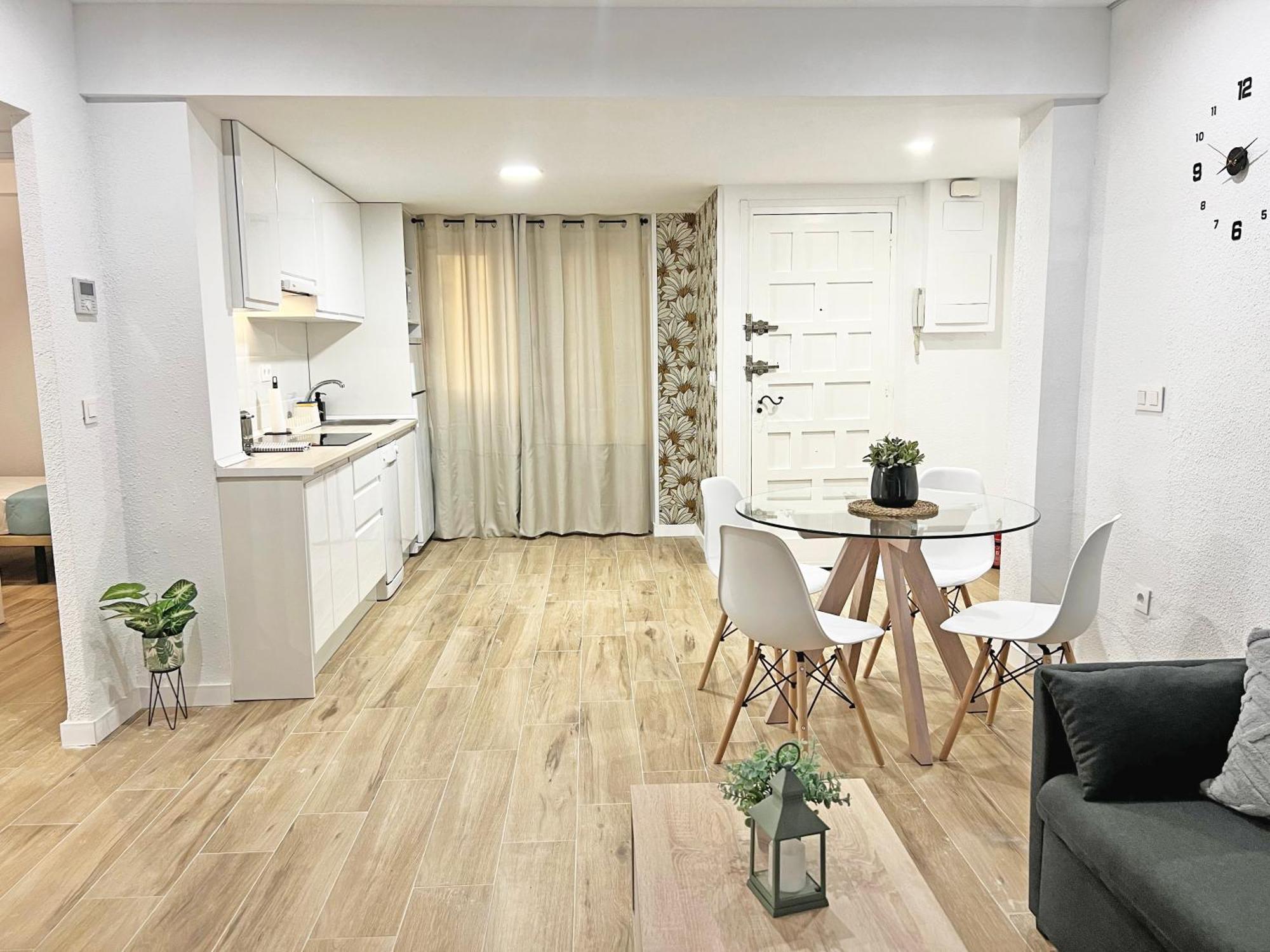 Coqueto Con Piscina, Nuevo A 50M Del Mar, Parking Gratis Apartment El Campello Luaran gambar